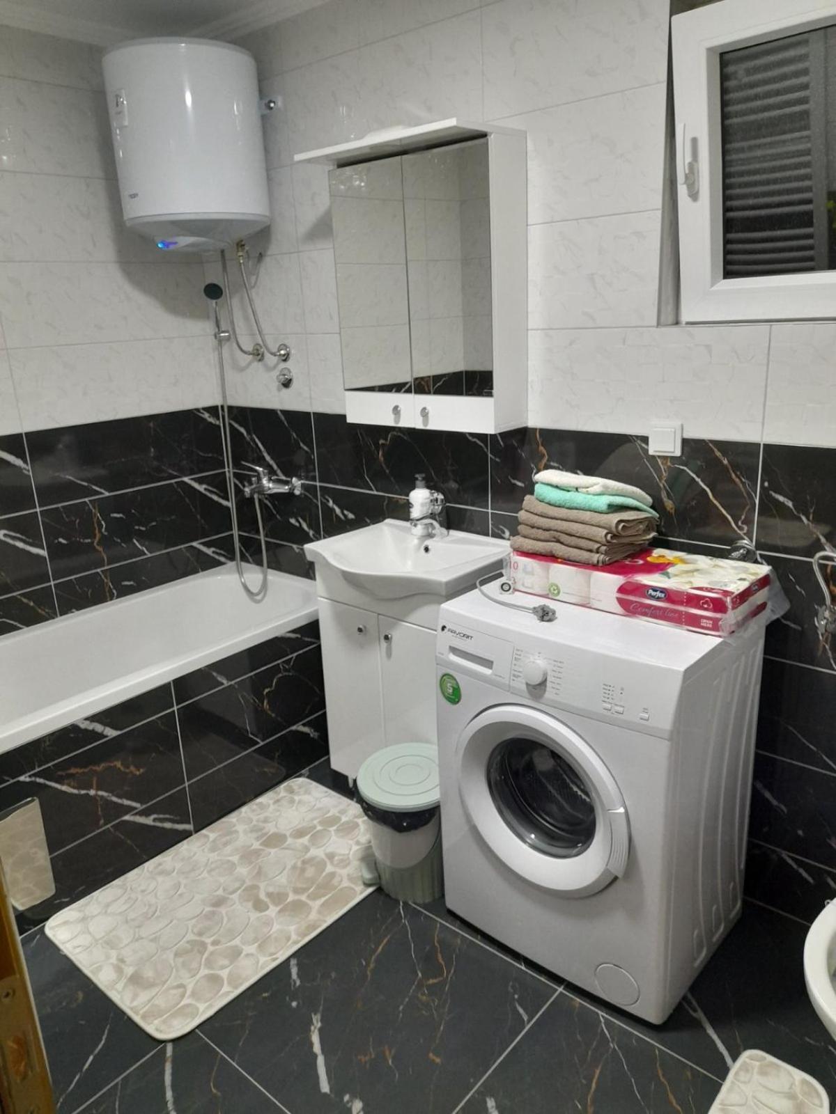 Apartman Micevic Фоча Екстериор снимка